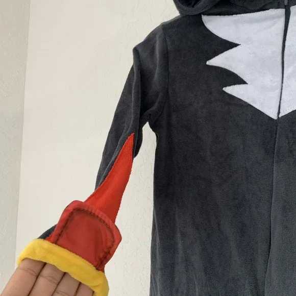 Spirit Halloween Kids Shadow Costume Sonic the Hedgehog Youth S‎ Jumpsuit - Picture 7 of 14